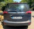 Серый Опель Зафира, объемом двигателя 1.6 л и пробегом 313 тыс. км за 6700 $, фото 2 на Automoto.ua