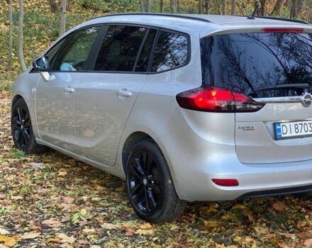 Серый Опель Зафира, объемом двигателя 2 л и пробегом 304 тыс. км за 9300 $, фото 4 на Automoto.ua