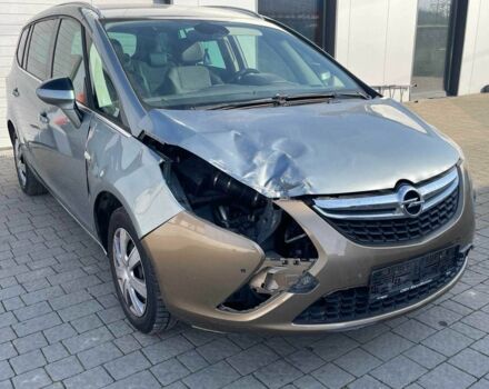 Серый Опель Зафира, объемом двигателя 0 л и пробегом 222 тыс. км за 5900 $, фото 1 на Automoto.ua