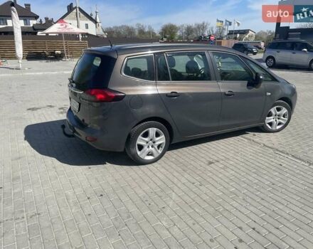 Серый Опель Зафира, объемом двигателя 2 л и пробегом 220 тыс. км за 10750 $, фото 7 на Automoto.ua