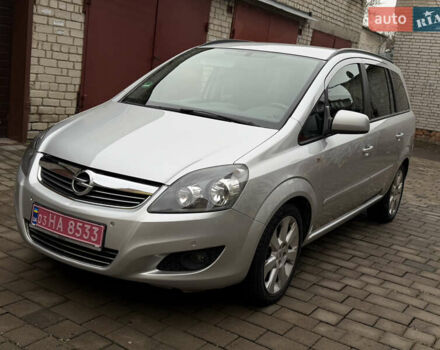 Серый Опель Зафира, объемом двигателя 1.8 л и пробегом 220 тыс. км за 7850 $, фото 1 на Automoto.ua