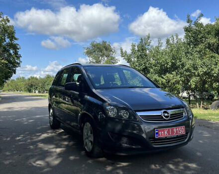 Сірий Опель Зафіра, об'ємом двигуна 1.8 л та пробігом 199 тис. км за 7999 $, фото 31 на Automoto.ua