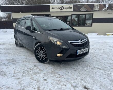 Серый Опель Зафира, объемом двигателя 1.6 л и пробегом 240 тыс. км за 9850 $, фото 3 на Automoto.ua