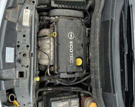 Серый Опель Зафира, объемом двигателя 1.8 л и пробегом 237 тыс. км за 8600 $, фото 8 на Automoto.ua