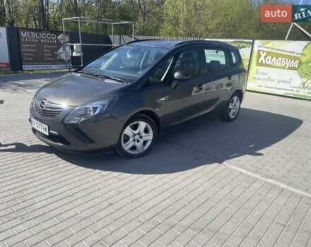 Серый Опель Зафира, объемом двигателя 2 л и пробегом 220 тыс. км за 10750 $, фото 2 на Automoto.ua