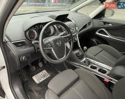 Серый Опель Зафира, объемом двигателя 2 л и пробегом 213 тыс. км за 6900 $, фото 15 на Automoto.ua