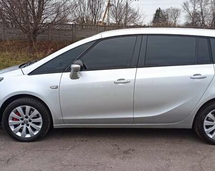 Серый Опель Зафира, объемом двигателя 1.96 л и пробегом 190 тыс. км за 11600 $, фото 2 на Automoto.ua