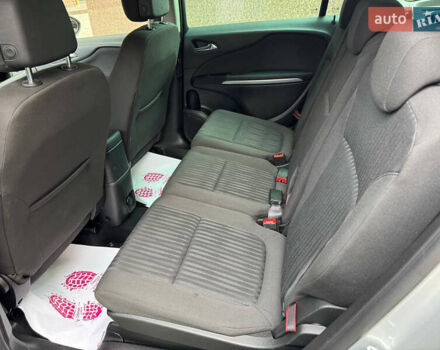 Серый Опель Зафира, объемом двигателя 2 л и пробегом 195 тыс. км за 11500 $, фото 26 на Automoto.ua