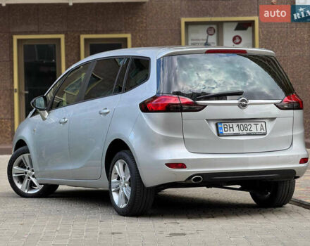 Серый Опель Зафира, объемом двигателя 2 л и пробегом 195 тыс. км за 11500 $, фото 14 на Automoto.ua