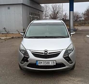 Серый Опель Зафира, объемом двигателя 1.96 л и пробегом 190 тыс. км за 11600 $, фото 1 на Automoto.ua