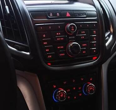 Серый Опель Зафира, объемом двигателя 1.96 л и пробегом 190 тыс. км за 11600 $, фото 5 на Automoto.ua