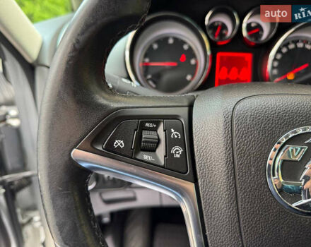 Серый Опель Зафира, объемом двигателя 2 л и пробегом 195 тыс. км за 11500 $, фото 24 на Automoto.ua