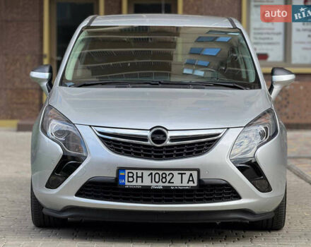 Серый Опель Зафира, объемом двигателя 2 л и пробегом 195 тыс. км за 11500 $, фото 4 на Automoto.ua