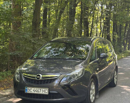 Опель Зафира 2015 в Львове на Automoto.ua Серый Опель Зафира, объемом двигателя 1.6 л и пробегом 198 тыс. км за 8900 $, фото 1 на Automoto.ua