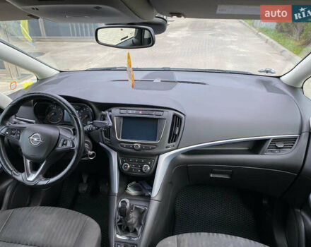 Сірий Опель Зафіра, об'ємом двигуна 1.6 л та пробігом 245 тис. км за 11500 $, фото 19 на Automoto.ua