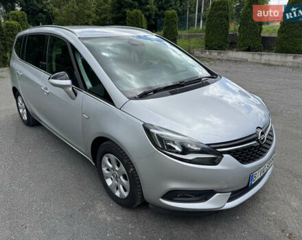 Серый Опель Зафира, объемом двигателя 1.6 л и пробегом 187 тыс. км за 11700 $, фото 24 на Automoto.ua