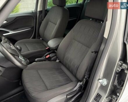 Сірий Опель Зафіра, об'ємом двигуна 1.6 л та пробігом 163 тис. км за 12600 $, фото 12 на Automoto.ua