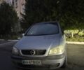 Серый Опель Зафира, объемом двигателя 1.6 л и пробегом 300 тыс. км за 1850 $, фото 1 на Automoto.ua