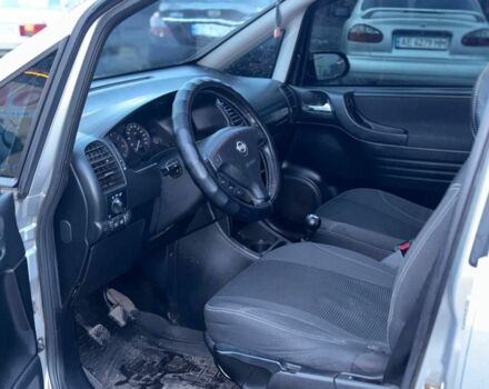 Серый Опель Зафира, объемом двигателя 1.8 л и пробегом 400 тыс. км за 4000 $, фото 5 на Automoto.ua