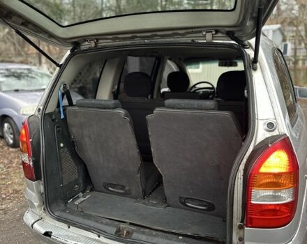 Серый Опель Зафира, объемом двигателя 2 л и пробегом 360 тыс. км за 1500 $, фото 6 на Automoto.ua