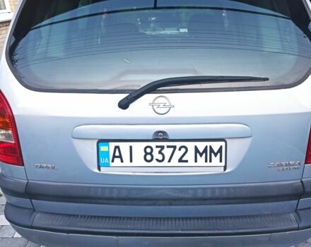 Серый Опель Зафира, объемом двигателя 2 л и пробегом 382 тыс. км за 3500 $, фото 5 на Automoto.ua