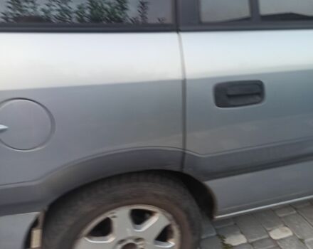 Серый Опель Зафира, объемом двигателя 2 л и пробегом 382 тыс. км за 3500 $, фото 4 на Automoto.ua