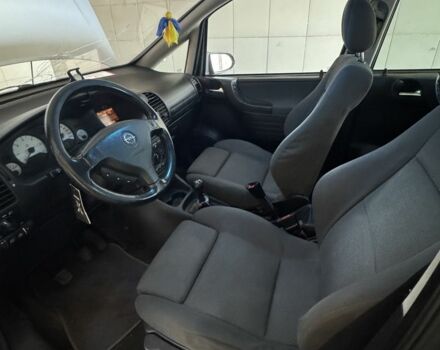 Серый Опель Зафира, объемом двигателя 2 л и пробегом 270 тыс. км за 2419 $, фото 8 на Automoto.ua