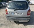 Сірий Опель Зафіра, об'ємом двигуна 2 л та пробігом 350 тис. км за 2000 $, фото 2 на Automoto.ua