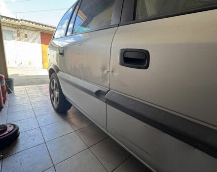 Серый Опель Зафира, объемом двигателя 2 л и пробегом 270 тыс. км за 2408 $, фото 5 на Automoto.ua