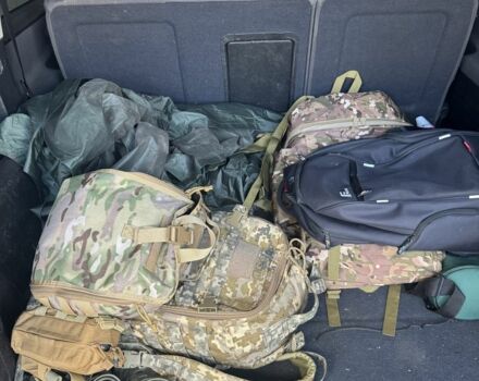 Серый Опель Зафира, объемом двигателя 2 л и пробегом 270 тыс. км за 2419 $, фото 16 на Automoto.ua