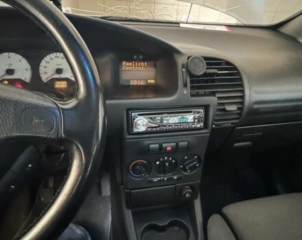 Серый Опель Зафира, объемом двигателя 2 л и пробегом 270 тыс. км за 2419 $, фото 1 на Automoto.ua