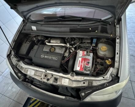 Серый Опель Зафира, объемом двигателя 2 л и пробегом 270 тыс. км за 2419 $, фото 7 на Automoto.ua