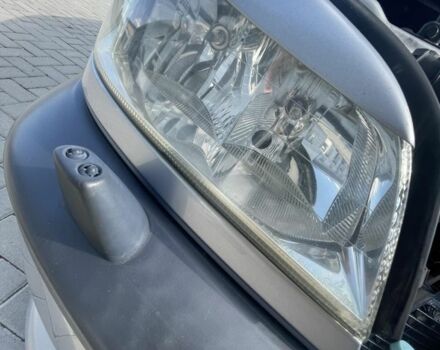 Серый Опель Зафира, объемом двигателя 2.2 л и пробегом 200 тыс. км за 3650 $, фото 12 на Automoto.ua