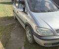 Серый Опель Зафира, объемом двигателя 2.2 л и пробегом 331 тыс. км за 3400 $, фото 2 на Automoto.ua