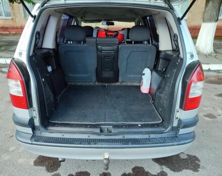 Серый Опель Зафира, объемом двигателя 2 л и пробегом 380 тыс. км за 3299 $, фото 11 на Automoto.ua