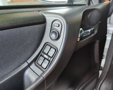 Серый Опель Зафира, объемом двигателя 2 л и пробегом 380 тыс. км за 3299 $, фото 16 на Automoto.ua