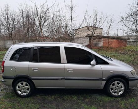 Сірий Опель Зафіра, об'ємом двигуна 2.2 л та пробігом 250 тис. км за 4000 $, фото 2 на Automoto.ua