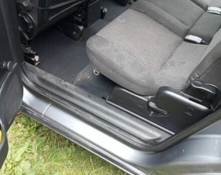 Серый Опель Зафира, объемом двигателя 0 л и пробегом 290 тыс. км за 3600 $, фото 2 на Automoto.ua