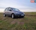 Серый Опель Зафира, объемом двигателя 1.6 л и пробегом 207 тыс. км за 4300 $, фото 1 на Automoto.ua