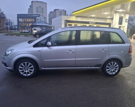 Серый Опель Зафира, объемом двигателя 1.8 л и пробегом 246 тыс. км за 5600 $, фото 2 на Automoto.ua