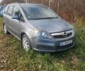 Серый Опель Зафира, объемом двигателя 1.9 л и пробегом 256 тыс. км за 4505 $, фото 1 на Automoto.ua