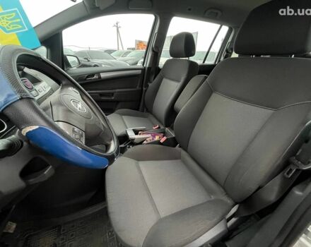 Сірий Опель Зафіра, об'ємом двигуна 1.6 л та пробігом 243 тис. км за 6290 $, фото 26 на Automoto.ua