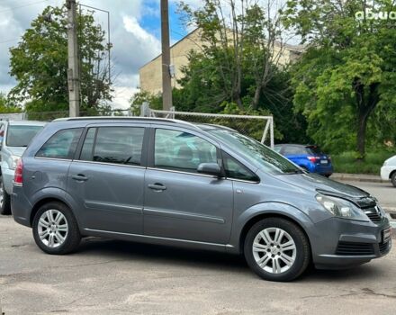 Серый Опель Зафира, объемом двигателя 1.6 л и пробегом 180 тыс. км за 6690 $, фото 7 на Automoto.ua