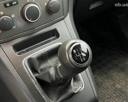 Сірий Опель Зафіра, об'ємом двигуна 1.6 л та пробігом 243 тис. км за 6290 $, фото 22 на Automoto.ua