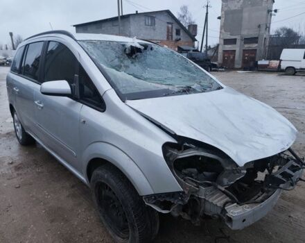 Серый Опель Зафира, объемом двигателя 1.6 л и пробегом 220 тыс. км за 500 $, фото 4 на Automoto.ua