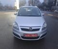 Серый Опель Зафира, объемом двигателя 1.8 л и пробегом 246 тыс. км за 5600 $, фото 1 на Automoto.ua