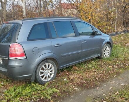 Серый Опель Зафира, объемом двигателя 1.9 л и пробегом 163 тыс. км за 5400 $, фото 1 на Automoto.ua