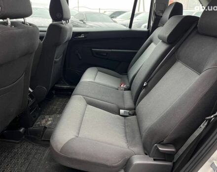 Сірий Опель Зафіра, об'ємом двигуна 1.6 л та пробігом 243 тис. км за 6290 $, фото 16 на Automoto.ua