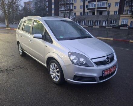 Серый Опель Зафира, объемом двигателя 1.8 л и пробегом 246 тыс. км за 5600 $, фото 7 на Automoto.ua