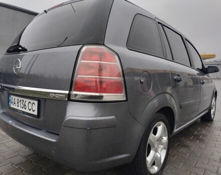 Серый Опель Зафира, объемом двигателя 1.9 л и пробегом 360 тыс. км за 5100 $, фото 11 на Automoto.ua